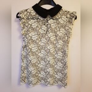 Zara Black Collar White Mesh Pattern Top